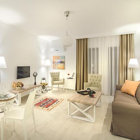 Rodina Suites Hotel Κουσάντασι Εξωτερικό φωτογραφία