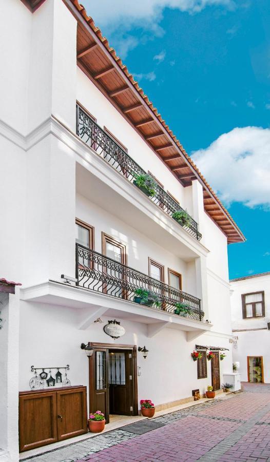 Rodina Suites Hotel Κουσάντασι Εξωτερικό φωτογραφία